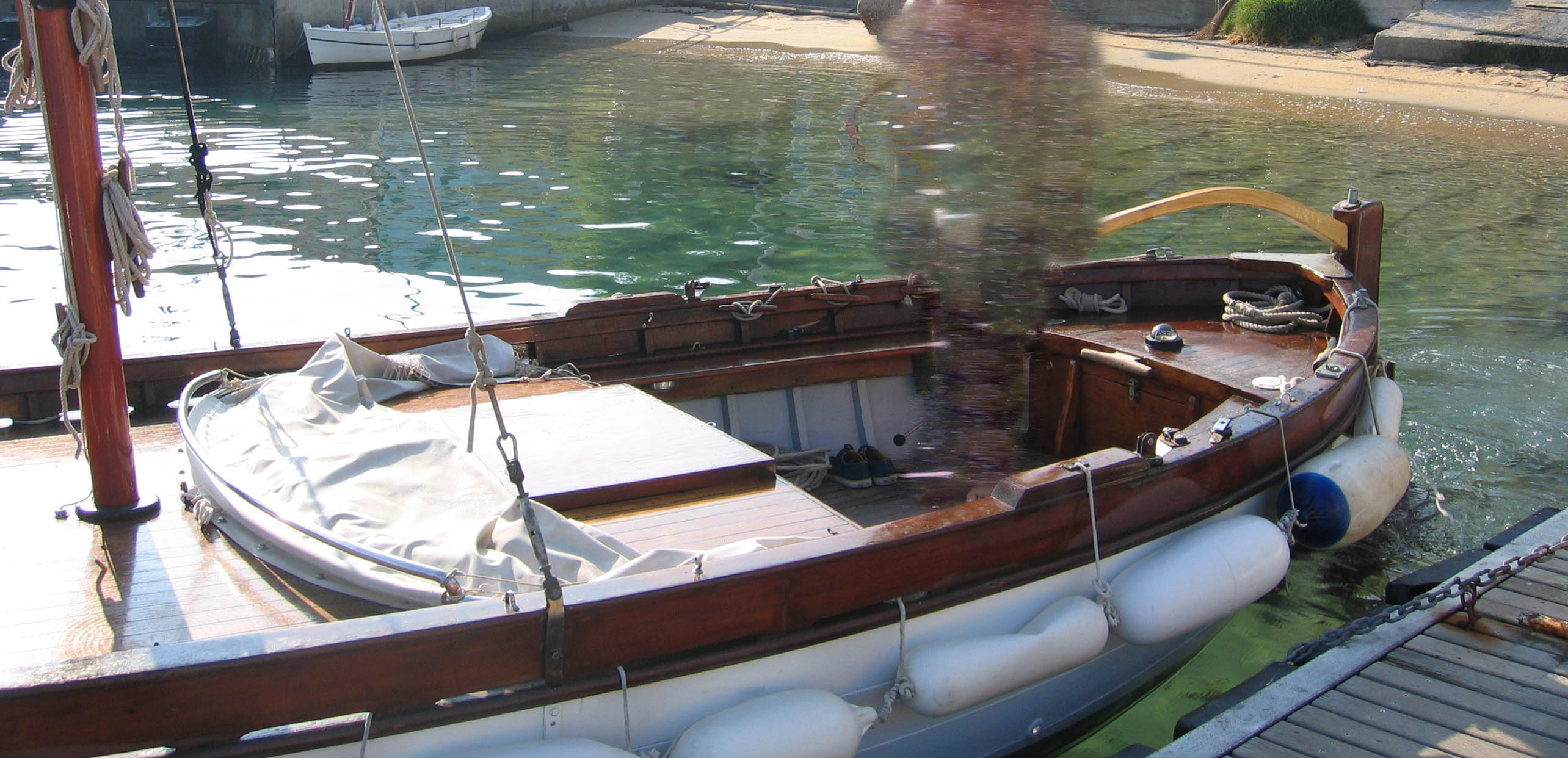 gozzo legno vela latina livorno boats barco bateaux boat sail